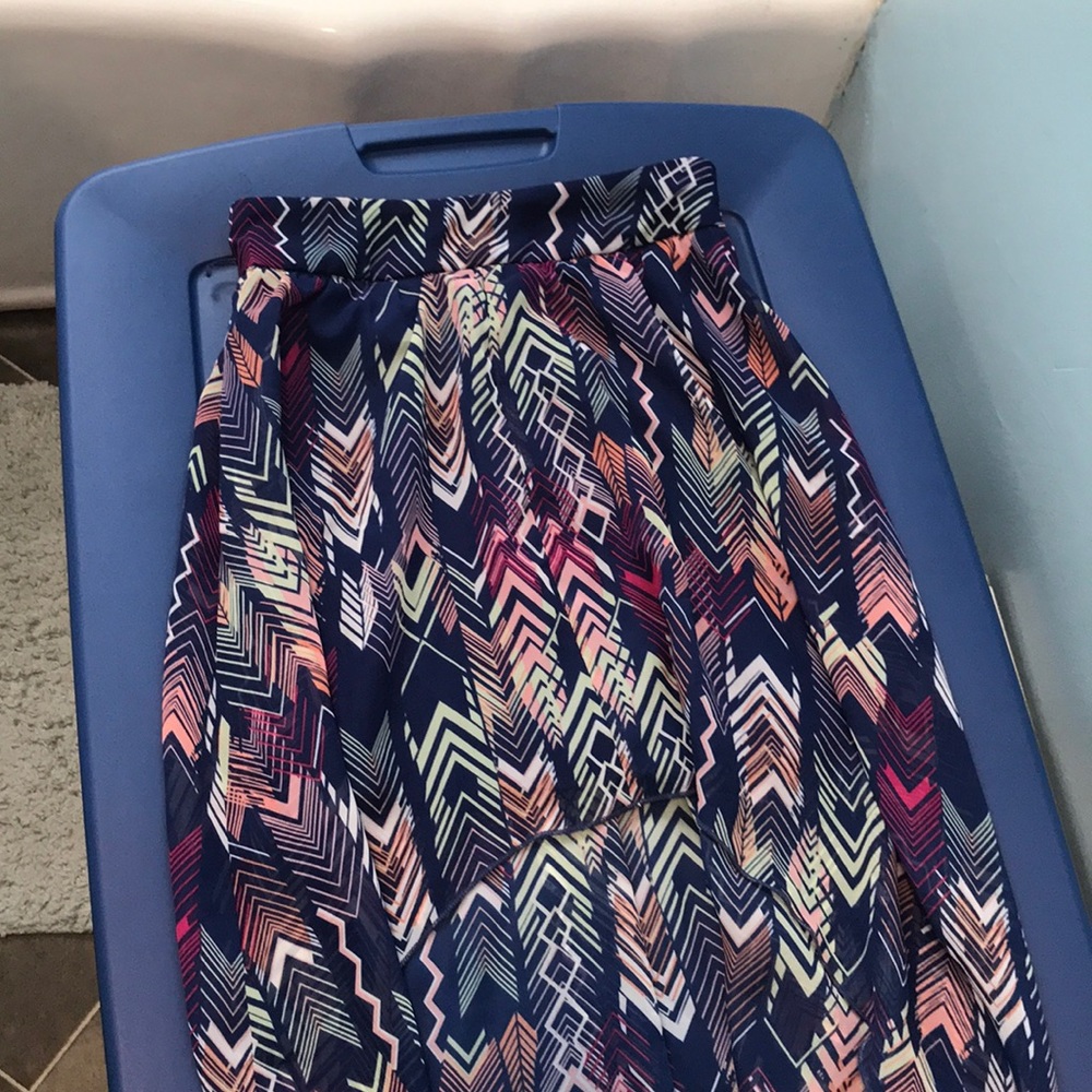 Patterned High Low Skirt